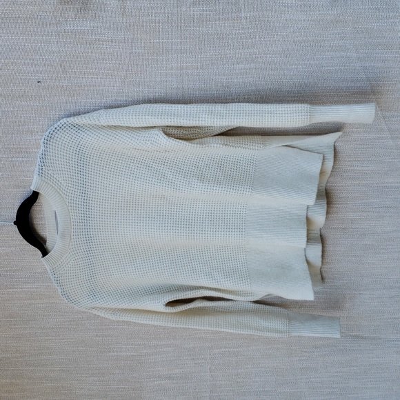Everlane Cashmere Waffle Knit Sweater - Picture 5 of 12